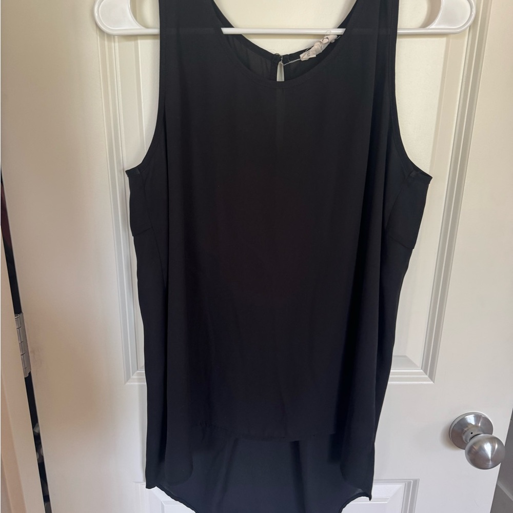 Everleigh Classic Black Top